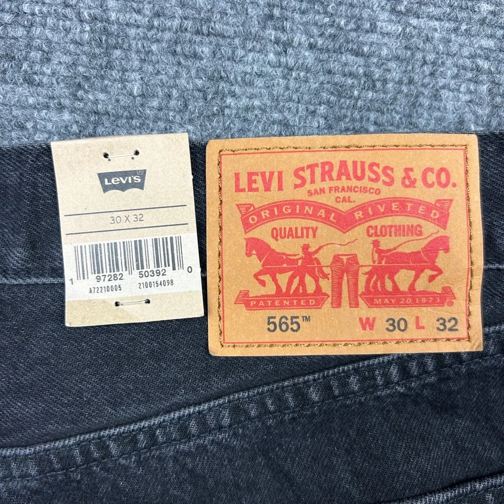 Levi's 565 Loose Straight Jeans Mens 30x32 Black Denim Pants Baggy Cotton
